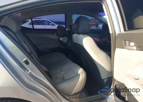 2017 Hyundai Elantra Se z USA, uszkodzony, nr VIN 5NPD74LF8HH080506